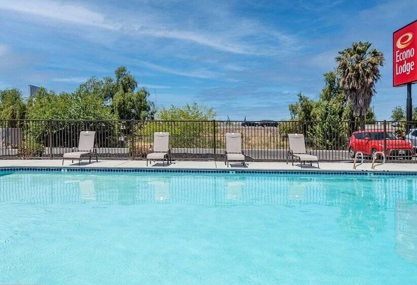 Hotelli Econo Lodge Stockton Near I5 Fairgrounds