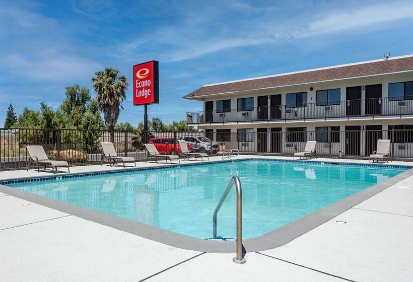 Hotelli Econo Lodge Stockton Near I5 Fairgrounds