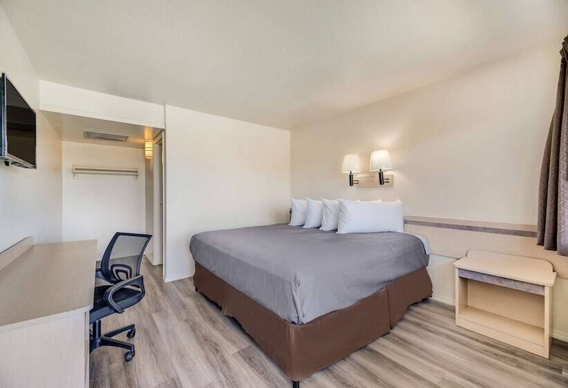 Hotelli Econo Lodge Stockton Near I5 Fairgrounds