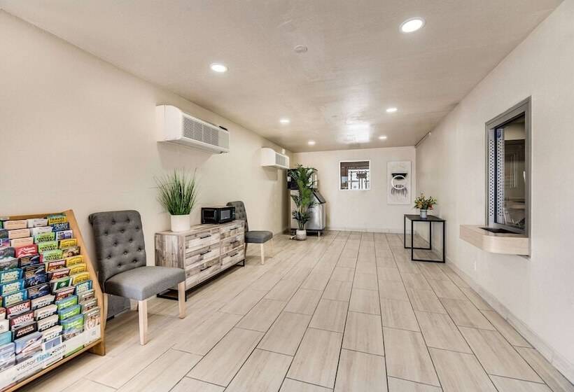 Hotelli Econo Lodge Stockton Near I5 Fairgrounds