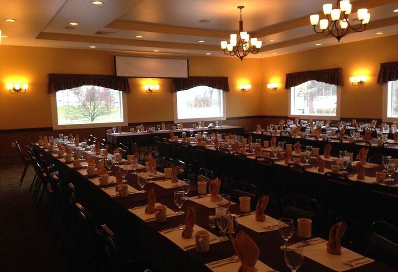 בית מלון כפרי Fred's Inn Restaurant & Lodging