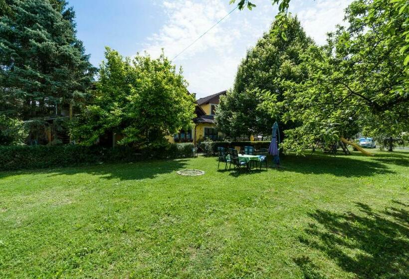 酒店 Gästehaus Kristall Familie Gangl