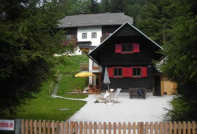 هتل Haus Verdino