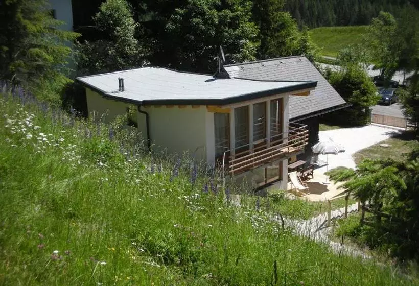 هتل Haus Verdino