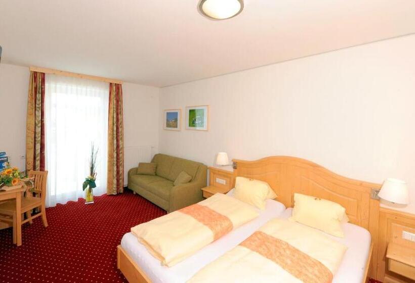 Отель Restaurant Kirchenwirt Aigen