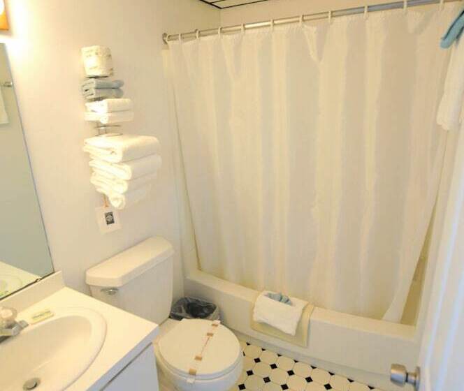 فندق Riviera Resort & Suites