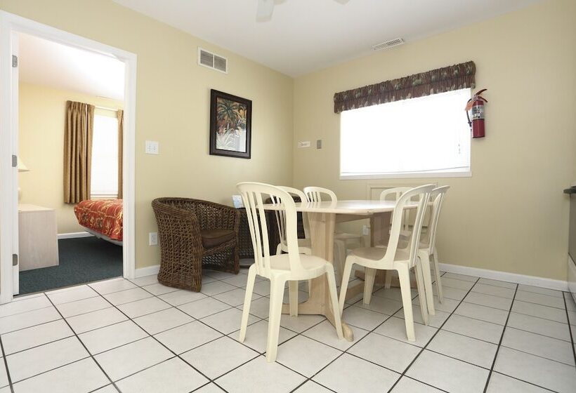 فندق Riviera Resort & Suites