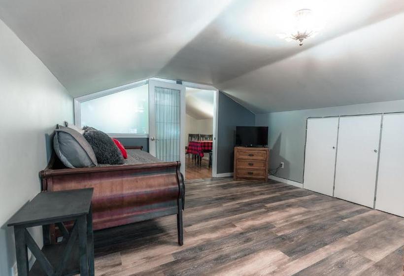 בית מלון כפרי Secret Garden Bed And Breakfast