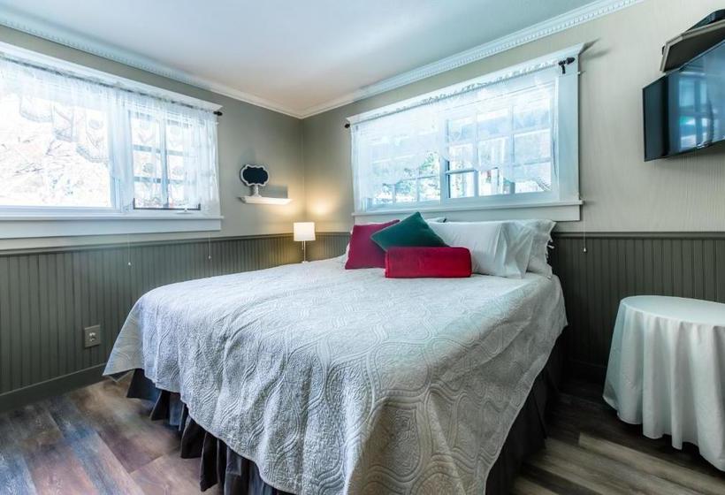 בית מלון כפרי Secret Garden Bed And Breakfast