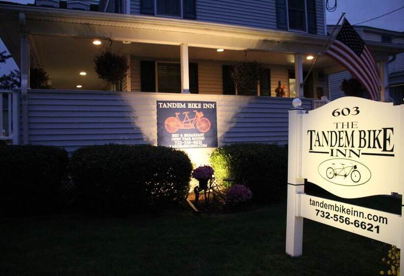 בית מלון כפרי Tandem Bike Inn