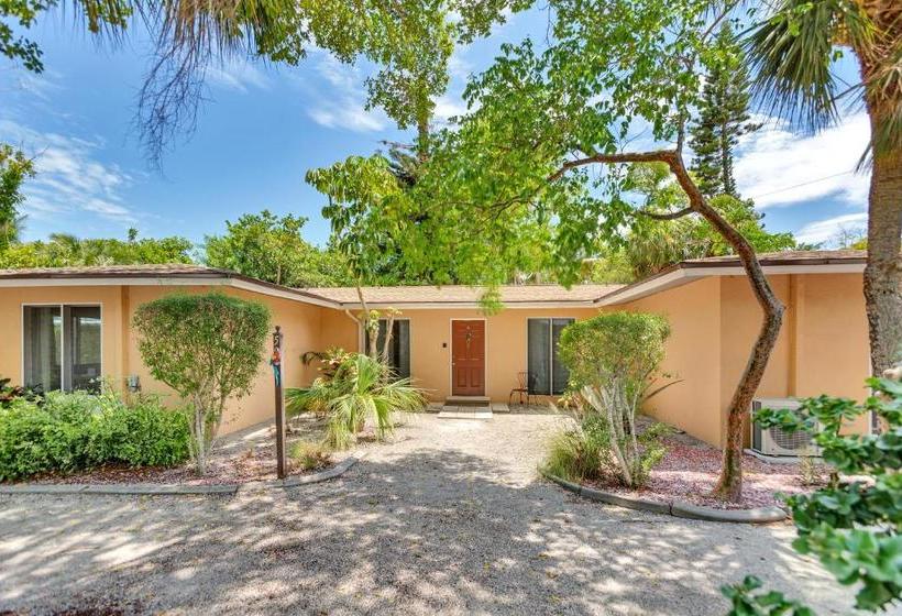 ホテル Parrot Nest