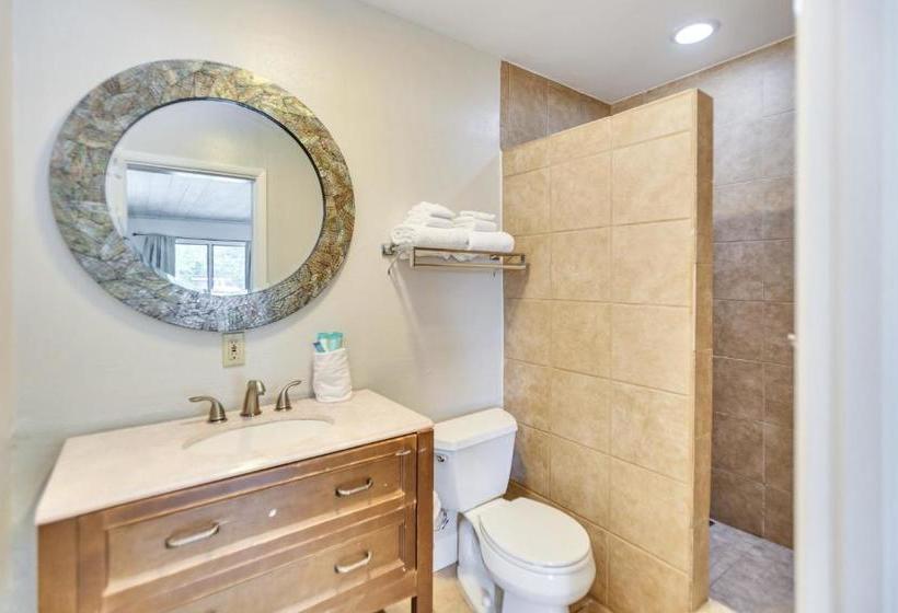 ホテル Parrot Nest