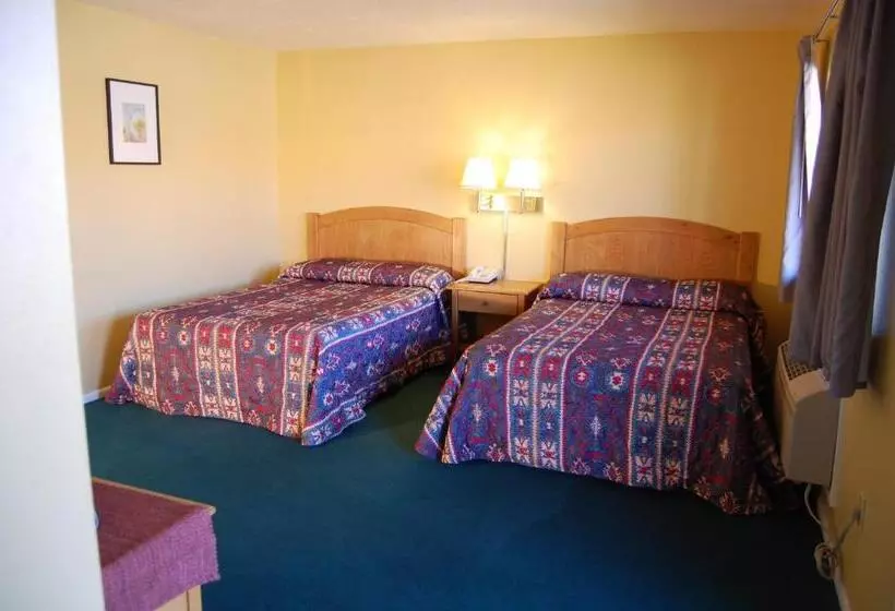 Hotelli The Rim Rock Inn