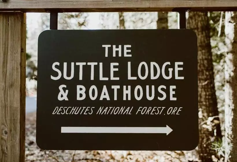 Hotelli The Suttle Lodge & Boathouse