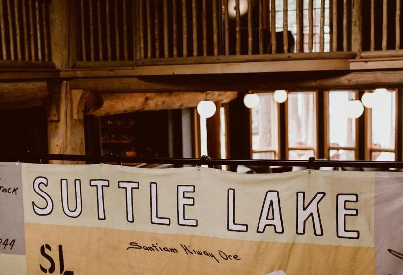 ホテル The Suttle Lodge & Boathouse