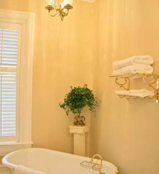 ホテル Trinkle Mansion Bed & Breakfast