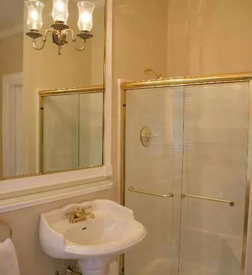 ホテル Trinkle Mansion Bed & Breakfast