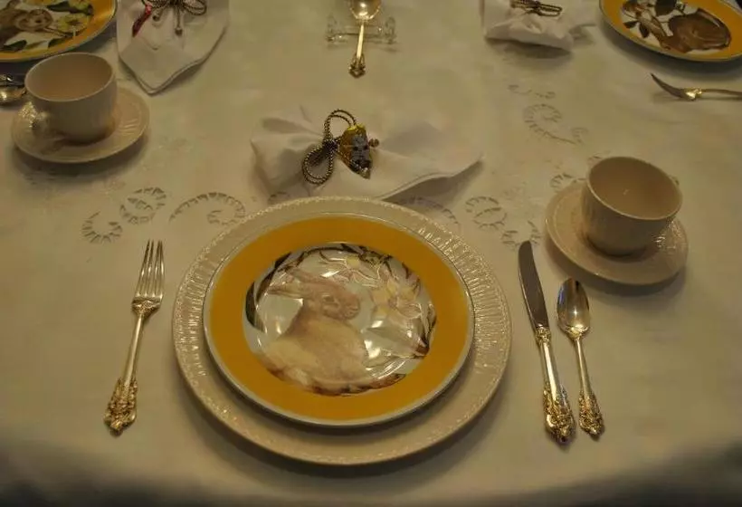 ホテル Trinkle Mansion Bed & Breakfast