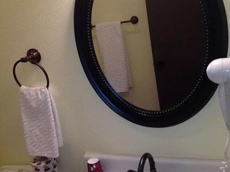 Hotelli Victorian Inn