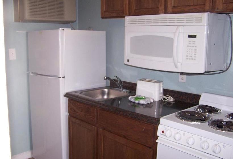 בית מלון כפרי Wave Rider Resort