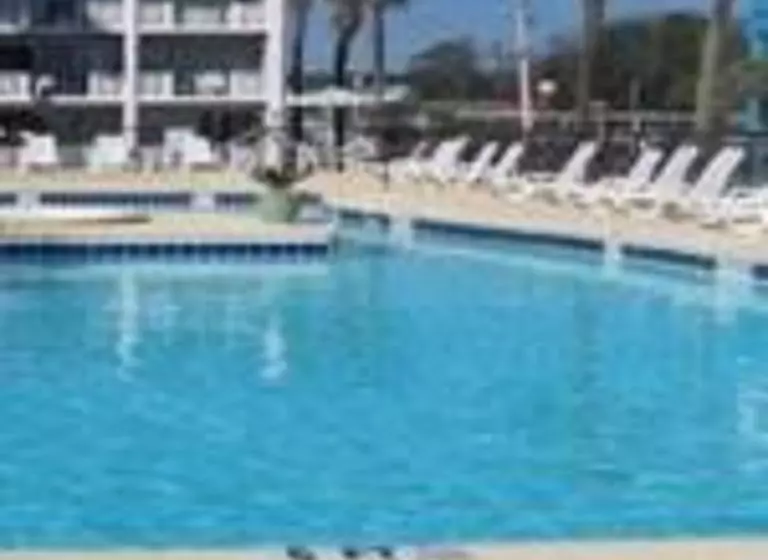 هتل Wave Rider Resort