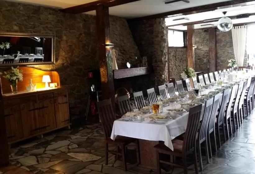 فندق Zajazd Pod Niedźwiedziem