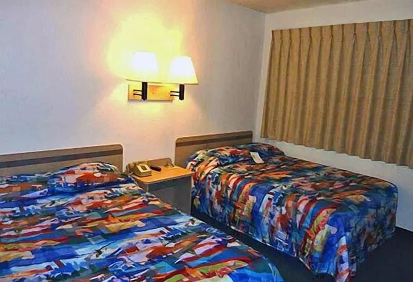 Motel 6 Wells