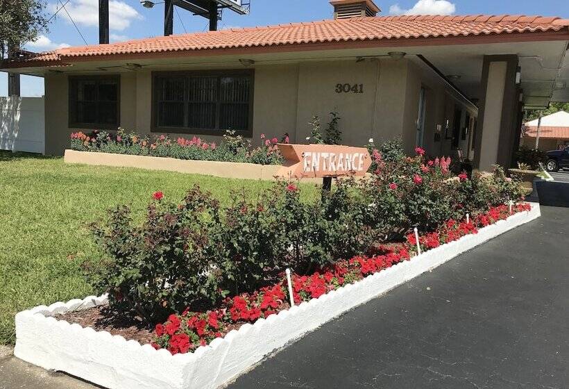 Silver Princess Motel