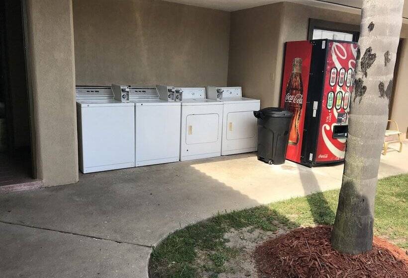 Silver Princess Motel