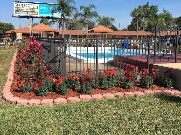 Silver Princess Motel