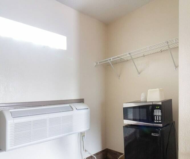 Whitehouse Motel Richmond South