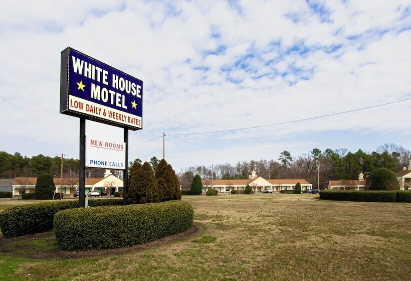 Whitehouse Motel Richmond South