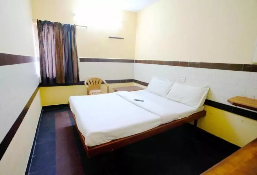 هاستل Bava Inn