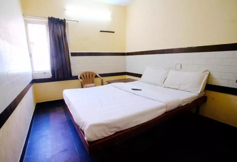هاستل Bava Inn