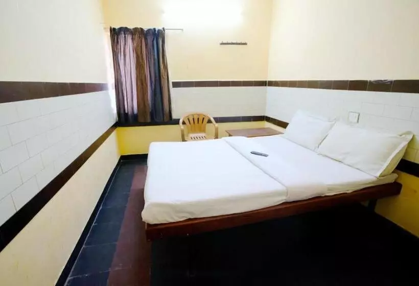 هاستل Bava Inn