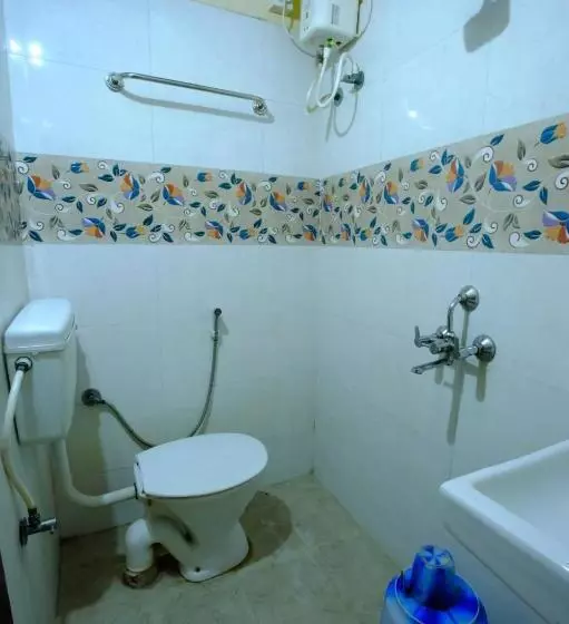 هاستل Bava Inn