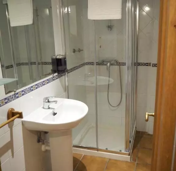 Retkeilymaja Posada De Ollo