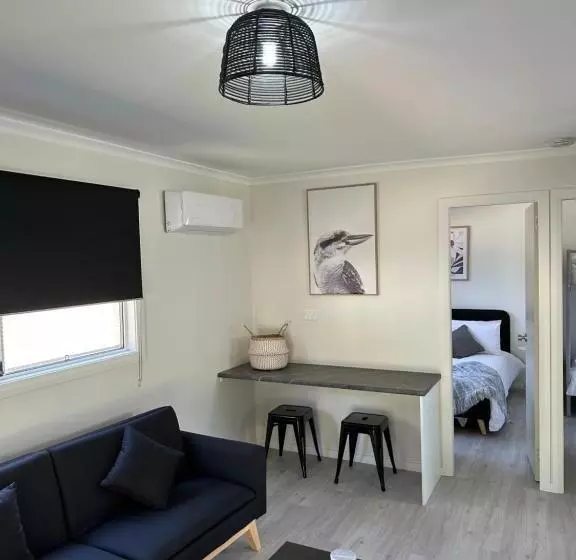 Batemans Bay North Bush Cottages