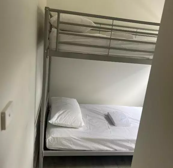 Batemans Bay North Bush Cottages