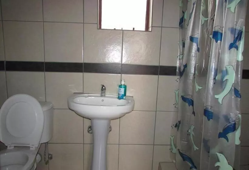 ベッドアンドブレックファースト Cozy Queen Bed Apartment In Hammanskraal