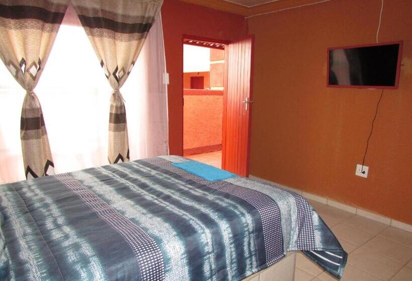 민박 Cozy Queen Bed Apartment In Hammanskraal