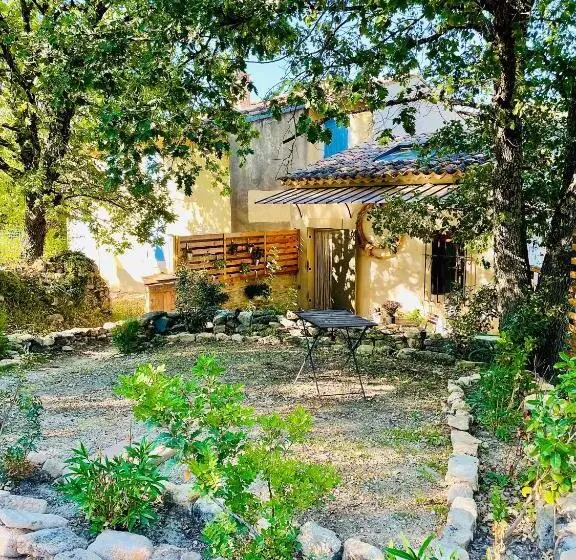 ベッドアンドブレックファースト Histoire De Cru