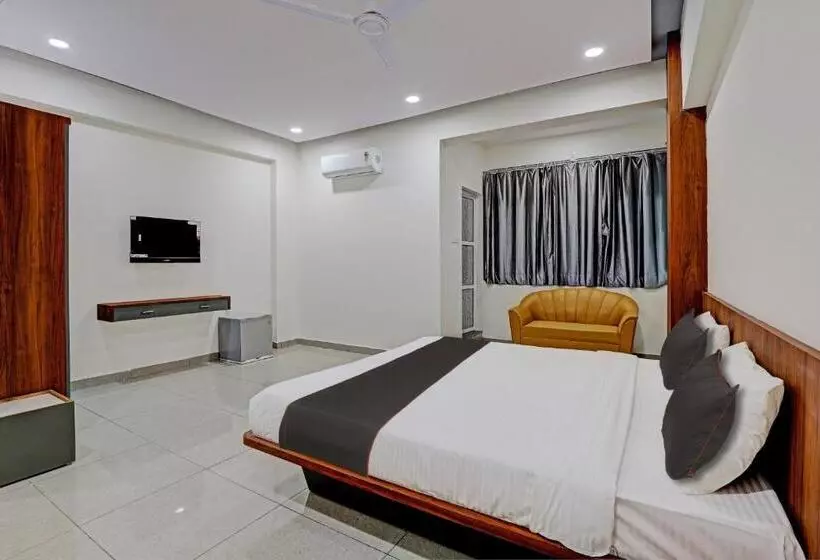 Hotelli Collection O Kanha Inn