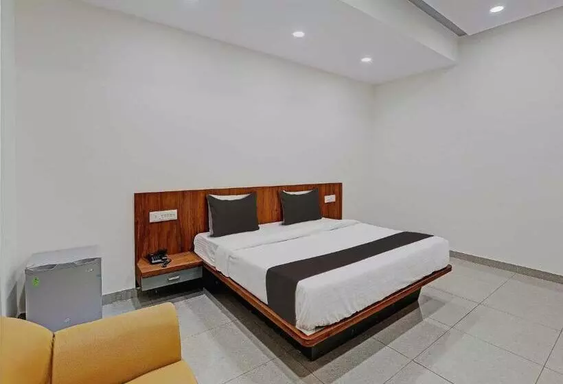 Hotelli Collection O Kanha Inn