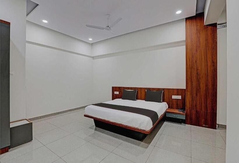 酒店 Collection O Kanha Inn