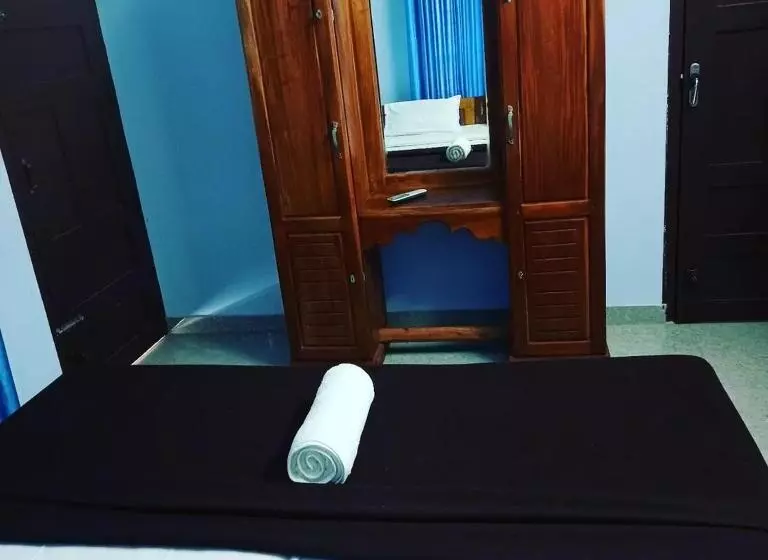 White Pearl Beach Resort