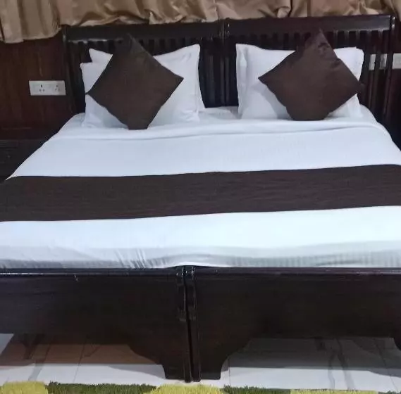 White Pearl Beach Resort