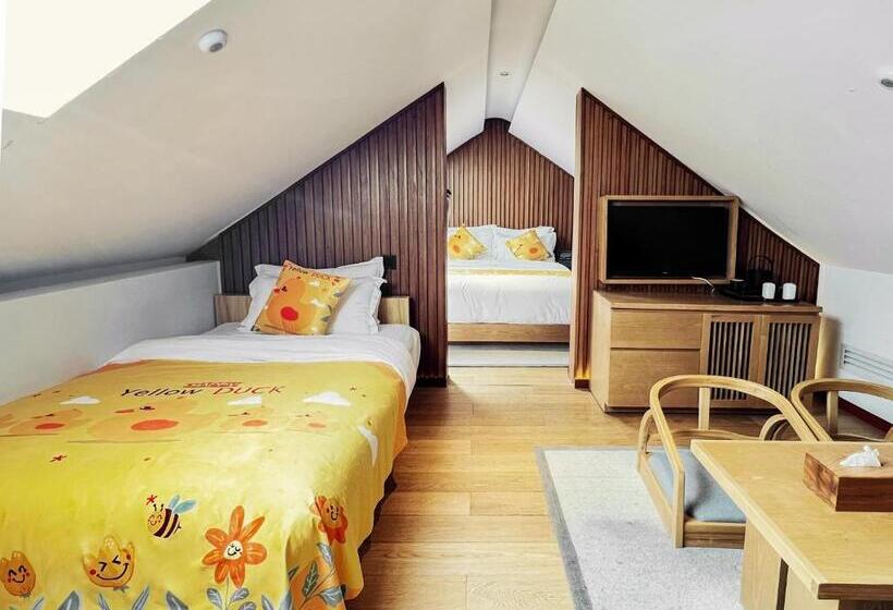 Hotel 北京悦明元星空白塔景观四合院民宿