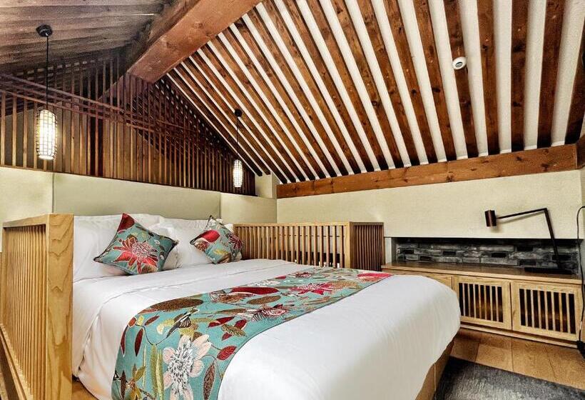 Hotel 北京悦明元星空白塔景观四合院民宿