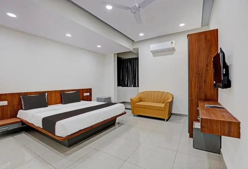 ホテル Collection O Kanha Inn